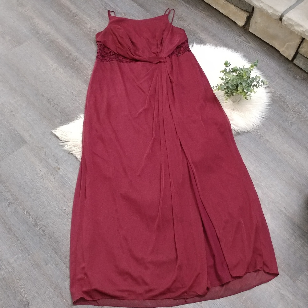 David's Bridal Wine Red Maxi Bridesmaid Dress Size 20